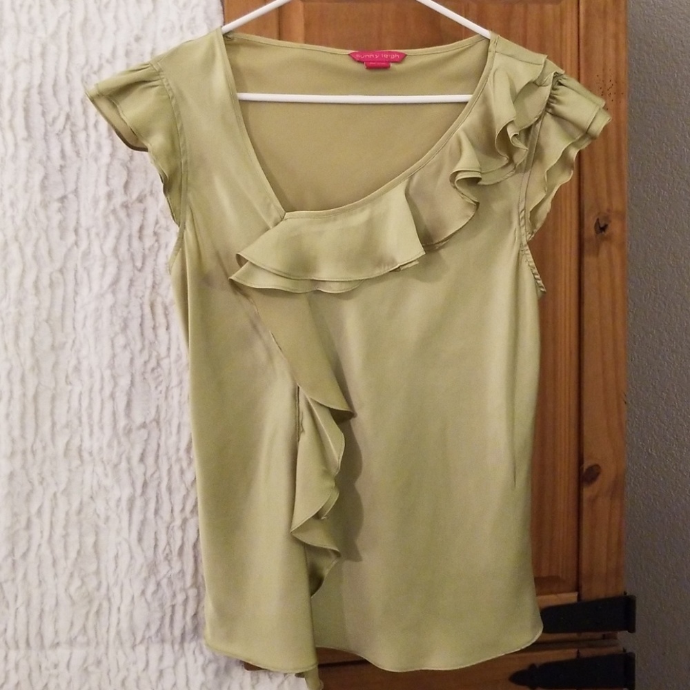 Cap sleeve blouse